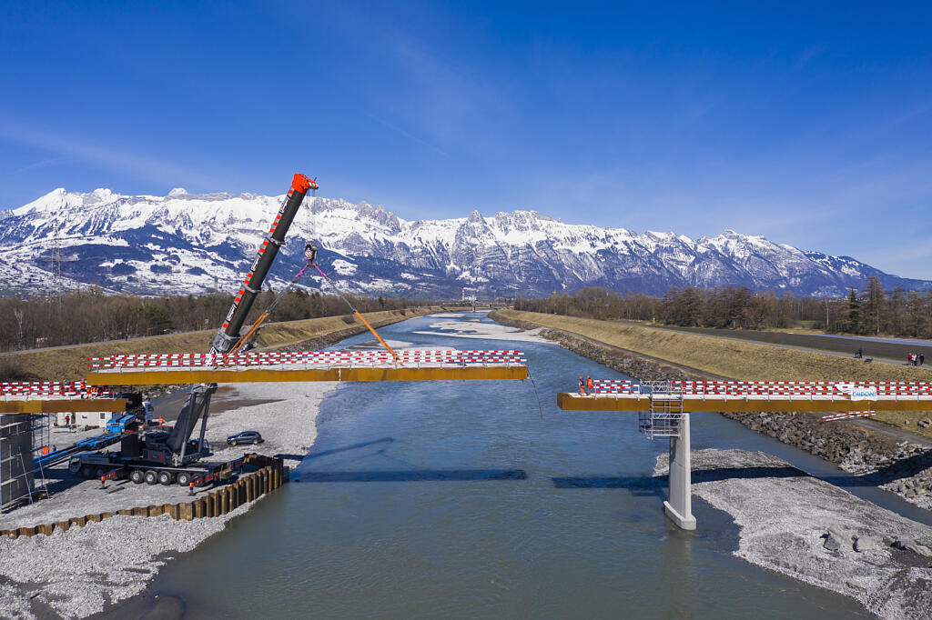 Langsamverkehrsbrücke Buchs-Vaduz über den Rhein - DE